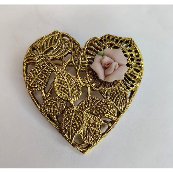 Vintage Gold Tone Leaf Filigree Heart Brooch Pin, Pink Porcelain Rose Romantic - Picture 4 of 4